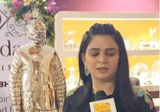 सूरत में आभूषण प्रदर्शनी में पीएम मोदी की चांदी की मूर्ति बनी आकर्षण का केंद्र