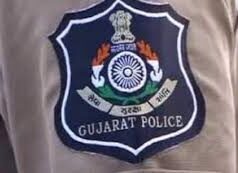 पुलिस सुधार : क़ानून कुछ राज्यों में, लोकतंत्र अभी भी इंतज़ार में भारत में पुलिस सुधार कोई नया विचार नहीं है।