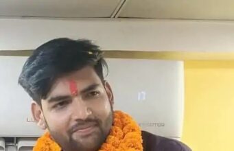 भाजपा के महासचिव ने अपने दोस्त के साथ मिलकर एक युवती को नशीला पेय पिलाया और फिर उसे OYO होटल में ले जाकर उसके साथ गैंगरेप किया।