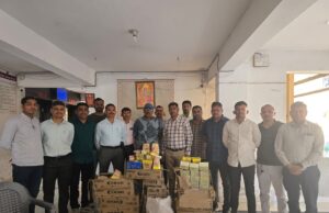 चौकबाजार में SOG की बड़ी कार्रवाई, गोगो रोलिंग पेपर और स्टिक के साथ दुकानदार गिरफ्तार