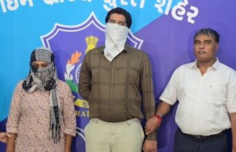 दोस्ती, शारीरिक संबंध, स्पाई वीडियो, ब्लैकमेल और फिरौती का खेल