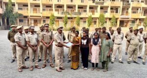 ड्यूटी के दौरान हादसे में शहीद होमगार्ड के परिजनों को ₹4.05 लाख की सहायता